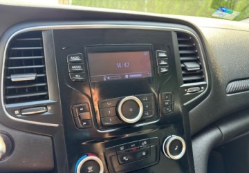 Renault Megane IV Hatchback 5d 1.2 Energy TCe 100KM 2017 Renault Megane PRZEBIEG 28 tys.Km AutomatBenzynaPiekny WygladZadbany, zdjęcie 3