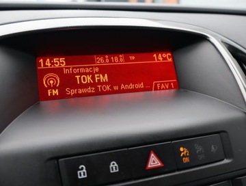 Opel Astra J Hatchback 5d 1.6 Twinport ECOTEC 115KM 2010 Opel Astra 1.6 16V, Salon Polska, Skóra, Klima, zdjęcie 11