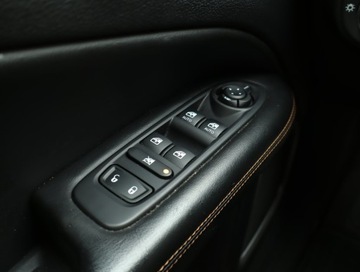 Jeep Compass II SUV 1.4 MultiAir 140KM 2019 Jeep Compass 1.4 MultiAir, Salon Polska, Skóra, zdjęcie 12