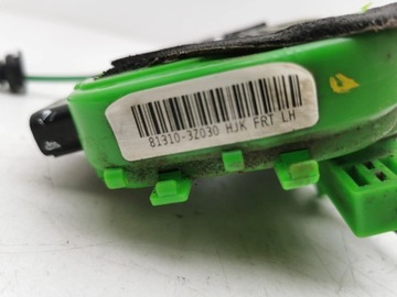 HYUNDAI I40 2012 LEVÝ STRANA ZÁMEK DVEŘE PŘEDNÍCH