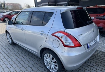 Suzuki Swift V Hatchback 5d 1.3 DDiS 75KM 2013 Suzuki Swift 1.3DDIS 75KM Klima ALU16 Kurtyny ..., zdjęcie 3