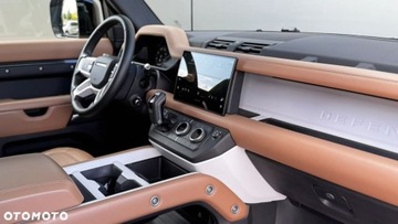 Land Rover Defender IV (L663) Hard Top 90 3.0D R6 250KM 2024 Land Rover Defender Land Rover Defender 3.0 Diesel 250KM, zdjęcie 10