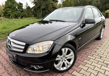 Mercedes Klasa C W204 Limuzyna 1.8 180 K 156KM 2010 Mercedes-Benz Klasa C Parktronik przod tyl Podgrzewane fotele pol-skora el, zdjęcie 2