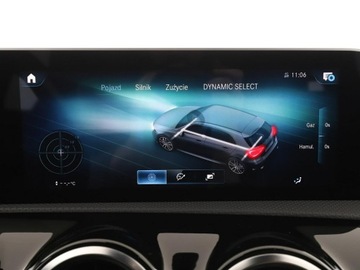 Mercedes Klasa A W177/V177 Hatchback AMG 2.0 A35 306KM 2020 Mercedes A 35 AMG A35 AMG 4MATIC 306KM Automat, zdjęcie 25