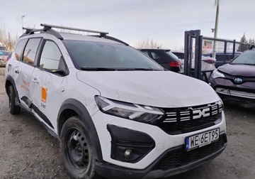 Dacia Jogger 1.0 TCe 110KM 2024 Dacia Jogger 2024r, 1.0 Benzyna. Uszkodzone boki. Poobijany. VAT 23 brutto, zdjęcie 1