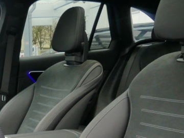 Mercedes GLC C254/X254 Coupe 2.0 200 204KM 2026 MERCEDES-BENZ GLC 200 4-Matic AMG Line 2.0 (204KM) 2026, zdjęcie 4