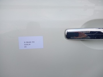 DVEŘE LEVÉ ZADNÍ NISSAN X-TRAIL T31