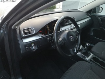 Volkswagen Passat B7 Variant 1.6 TDI CR DPF BlueMotion 105KM 2011 Volkswagen Passat 1,6 TDI 105 KM Klima Tempomat, zdjęcie 11