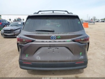 Toyota Sienna III 2024 Toyota Sienna xle, 2024r., 4x4, 2.5L 2.5 Benzyna 189KM, zdjęcie 7