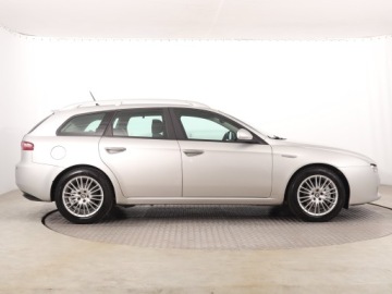 Alfa Romeo 159 Sportwagon 1.9 JTDM 16v 150KM 2010 Alfa Romeo 159 1.9 JTD, Automat, Klima, zdjęcie 5
