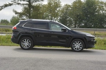 Jeep Cherokee V Terenowy 2.0 MJD 140KM 2018 Jeep Cherokee 2.0 MJet skóra biksenon nawi kamera, zdjęcie 10