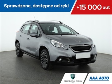 Peugeot 2008 I SUV 1.2 PureTech 110KM 2015 Peugeot 2008 1.2 PureTech, Salon Polska