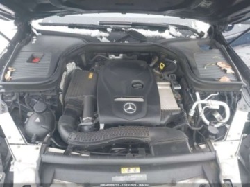 Mercedes GLC C253 2018 Mercedes-Benz GLC 2018 MERCEDES-BENZ GLC 300 4MATIC 2.0 Benzyna 241KM, zdjęcie 7