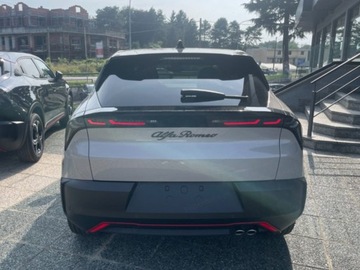 Alfa Romeo Junior 2025 ALFA ROMEO Junior Ibrida Speciale Suv 1.2 (145KM) 2025, zdjęcie 5