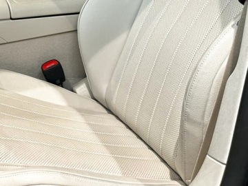 Mercedes Klasa E W214 Sedan 2.0 200 204KM 2026 E Klasa 200 4-Matic Exclusive 2.0 (204KM) 2026, zdjęcie 9