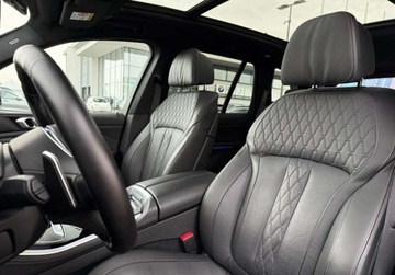 BMW X5 G05 M SUV 4.4 M50i 530KM 2022 BMW X5 I wlasciciel V8 Hak PL Gwarancja Bezwypadkowy FVAT23, zdjęcie 27