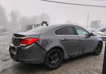 Opel Insignia I Sedan 2.0 CDTI ECOTEC 130KM 2010 Opel Insignia 2010r, 2.0 CDTI. AUTOMAT. Lekko uszkodzony tyl. Jezdzi. 2.0, zdjęcie 19