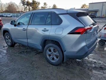 Toyota RAV4 V 2022 Toyota RAV4 XLE 2022 2.5 Benzyna 203KM, zdjęcie 1