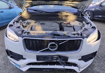 Volvo XC90 II SUV 2.0 T6 320KM 2017 Volvo XC 90 2017r, 2.0 Benzyna 4x4. AUT. 7osob. Uszkodzony przod i tyl. Je, zdjęcie 4