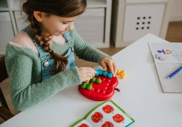 Умные игры Apple Twist (ENG)