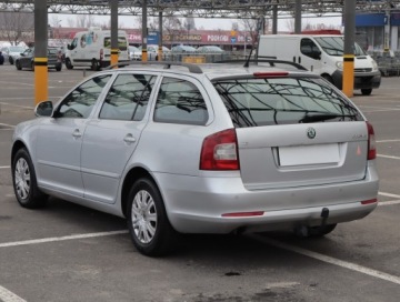 Skoda Octavia II Kombi 1.6 TDI CR DPF 105KM 2012 Skoda Octavia 1.6 TDI, Klima, Klimatronic, zdjęcie 3
