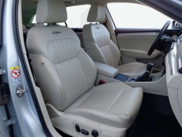 Skoda Superb III Kombi Facelifting 2.0 TSI 190KM 2022 Skoda Superb 2.0TSI 190KM LK DSG SalonPL SerwisASO Kessy Acc Matrix Virtua, zdjęcie 13