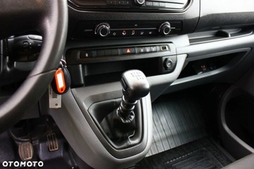 Toyota Proace II Verso Compact 2.0 D-4D 150KM 2020 Toyota ProAce Toyota ProAce D-4D Long 3,0t Mobilny Life 2.0 Diesel 150KM, zdjęcie 22