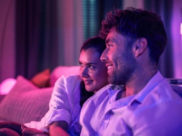 PHILIPS HUE Play HDMI Sync Box, 4 порта, игровой фильм