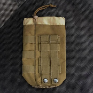 Крышка для бутылки с водой объемом 1,5 л. Регулируемая.