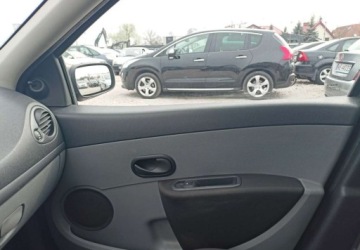 Renault Clio III Hatchback 5d 1.5 dCi 68KM 2006 Renault Clio Renault Clio 1.5 Diesel 68KM, zdjęcie 12