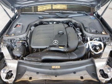 Mercedes Klasa E W213 2020 Mercedes-Benz Klasa E 350 2020 2.0l 2.0 Benzyna 255KM, zdjęcie 6