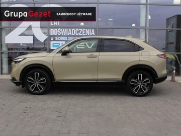 Honda HR-V III SUV 1.5 i-MMD 131KM 2022 Honda HR-V e:HEV (hybryda) Advance 1 właściciel serwisowany BlackWeek, zdjęcie 2