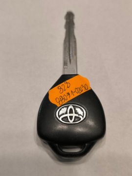 KLÍČ KLÍČEK OVLÁDAČ TOYOTA 89071-02030 YARIS RAV AVENSIS T27
