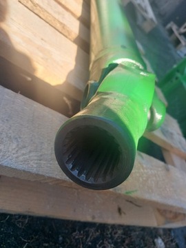 ВАЛ ПЕРЕДНЕГО ПРИВОДА AL233814 JOHN DEERE 6195R 2017
