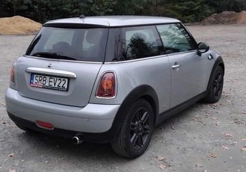 Mini One II Hatchback 1.4 95KM 2007 MINI ONE Benzyna Skora Klima Alufelgi Zarejestrowany w Kraju, zdjęcie 3