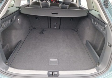 Volkswagen Passat B8 Variant Facelifting 1.5 TSI EVO 150KM 2025 Volkswagen Passat Variant 1.5eTSI 150KM DSG Business Kamera360 HAK Masaz I, zdjęcie 32