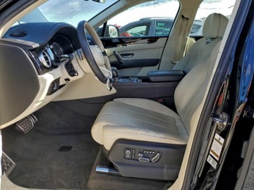 Bentley Bentayga 2020 Bentley Bentayga 2020 4.0 Benzyna 542KM, zdjęcie 7