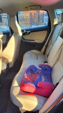 Volvo XC60 I SUV Facelifting 2.0 D4 DRIVE-E 181KM 2014 Volvo XC 60 D4 salon Polska stan idealny 190 tys., zdjęcie 6