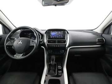 Mitsubishi Eclipse Cross SUV 1.5 T 163KM 2017 Mitsubishi Eclipse Cross 4x4 automat skóra navi, zdjęcie 14