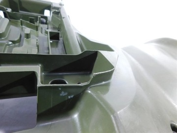 Пластиковая задняя обтекатель Suzuki Lt-A 750 Kingquad 63111-31