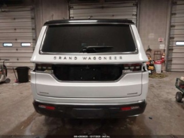 Jeep Wagoneer II 2022 Jeep Grand Wagoneer Series III 2022 6.4 Benzyna 471KM, zdjęcie 4