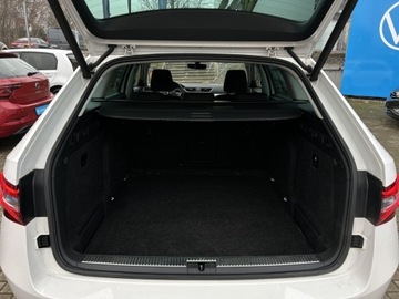 Skoda Superb III Kombi 2.0 TDI 190KM 2017 Skoda Superb Tempomat ACC! APP! Dynamiczne światła, zdjęcie 25