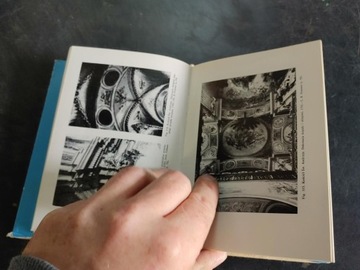 ОБЛОЖКА КНИГИ Краков Церкви Средместья 1 иллюстраций 1 1971 г.