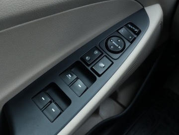 Hyundai Tucson III SUV 1.7 CRDi 141KM 2016 Hyundai Tucson 1.7 CRDi, Salon Polska, Serwis ASO, zdjęcie 21