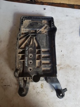 PODSTAWA AKUMULATORA SEAT ARONA 2Q0915331