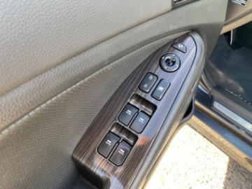 Kia Optima I Sedan 1.7 VGT CRDi 136KM 2013 Kia Optima LEDY AUTOMAT NAWIGACJA KLIMATYZACJA SKORY PARKTRONIC INFINITY, zdjęcie 12