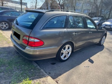 Mercedes Klasa E W211 2007 Mercedes-Benz Klasa E Mercedes-Benz E320 Avantgarde 3,0 D 224KM Zamiana 3.0, zdjęcie 3