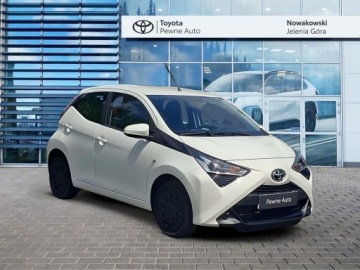 Toyota Aygo II Hatchback 3d Facelifting 1.0 VVT-i 72KM 2020 Toyota Aygo 1.0 VVT-i X-play II (2014-) 1.0 VVT-i, zdjęcie 6