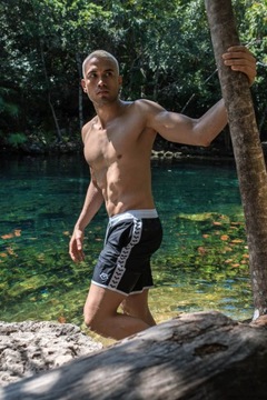 ЗНАЧКИ КОМАНДЫ ARENA BERMUDA БЕЛО-ЧЕРНЫЕ РАЗМЕР XXL