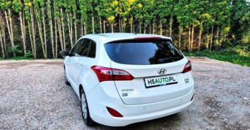 Hyundai i30 II Wagon 1.6 GDI 135KM 2015 Hyundai i30 BENZYNA klima NISKI PRZEBIEG super okazja POLECAMY, zdjęcie 16